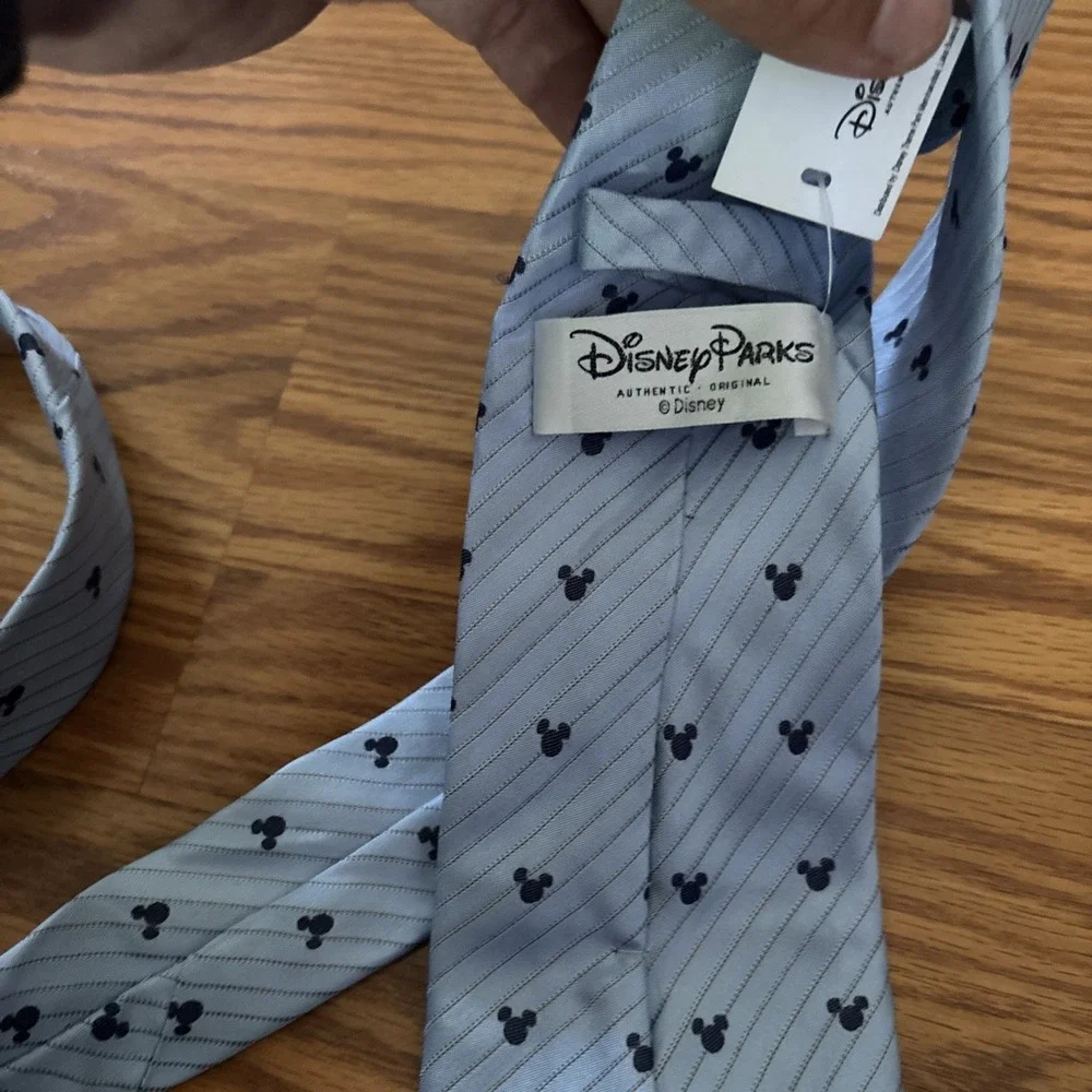 Disney Park Mickey Mouse Striped Blue Icon Mens Stripe Necktie 100% Silk Tie NWT